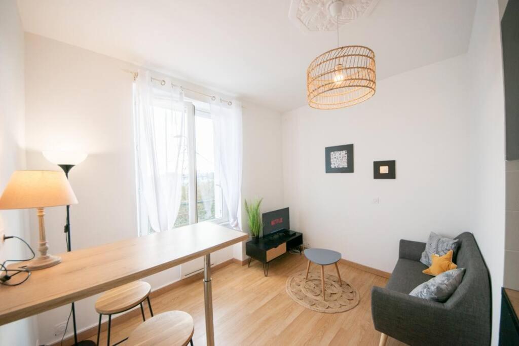 Superbe Appartement 2 Pieces Avec Vue Mer - Brest Luaran gambar